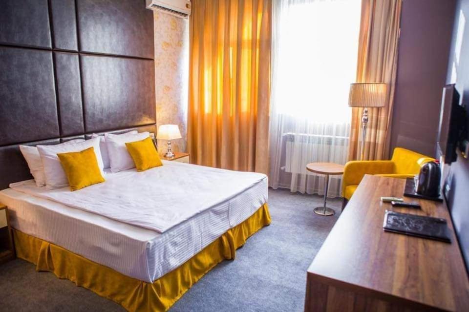 Hotel Square Inn Baku Exterior photo