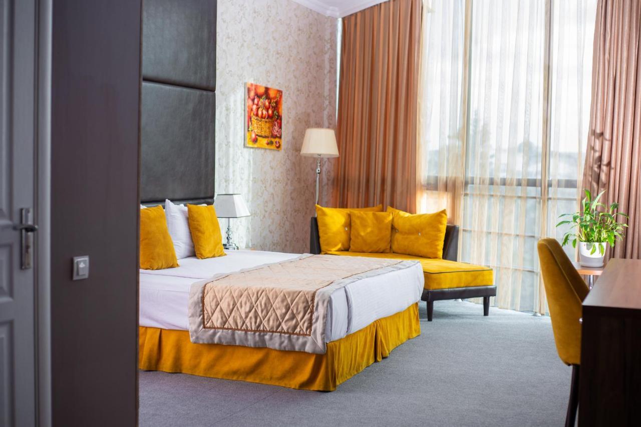 Hotel Square Inn Baku Exterior photo